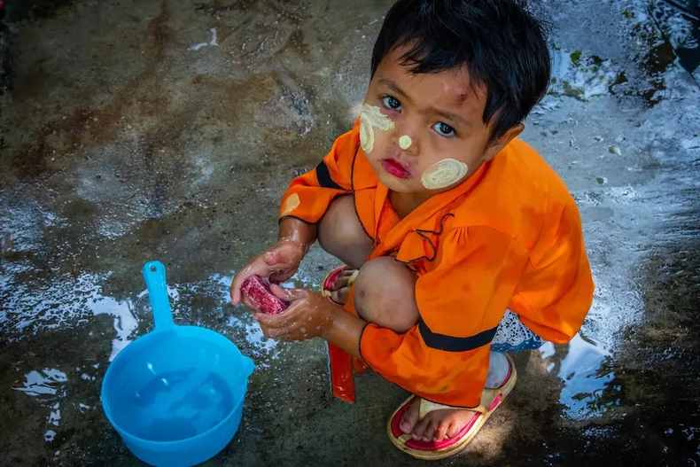 ©  © UNICEF/UN0931287/Zar Mon 