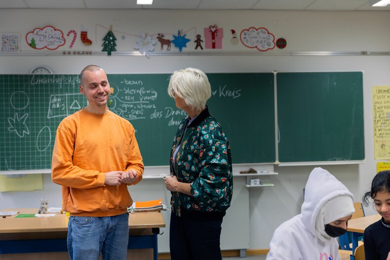 ZuBaKa - Ankommen in Schule und Stadt Frankfurt | © Witefield ZuBaKa - Ankommen in Schule und Stadt Frankfurt | © Witefield